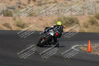 media/Apr-19-2025-AHRMA (Sat) [[3d98ca3309]]/Race/Group 8/Turn 4/